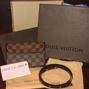 ♥️ Louis Vuitton Damier Pochette Florentine ♥️
